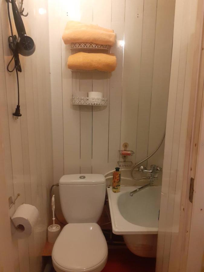 Avotu Stabu Private Flats In A Separate House For One Or Couple Riga Luaran gambar